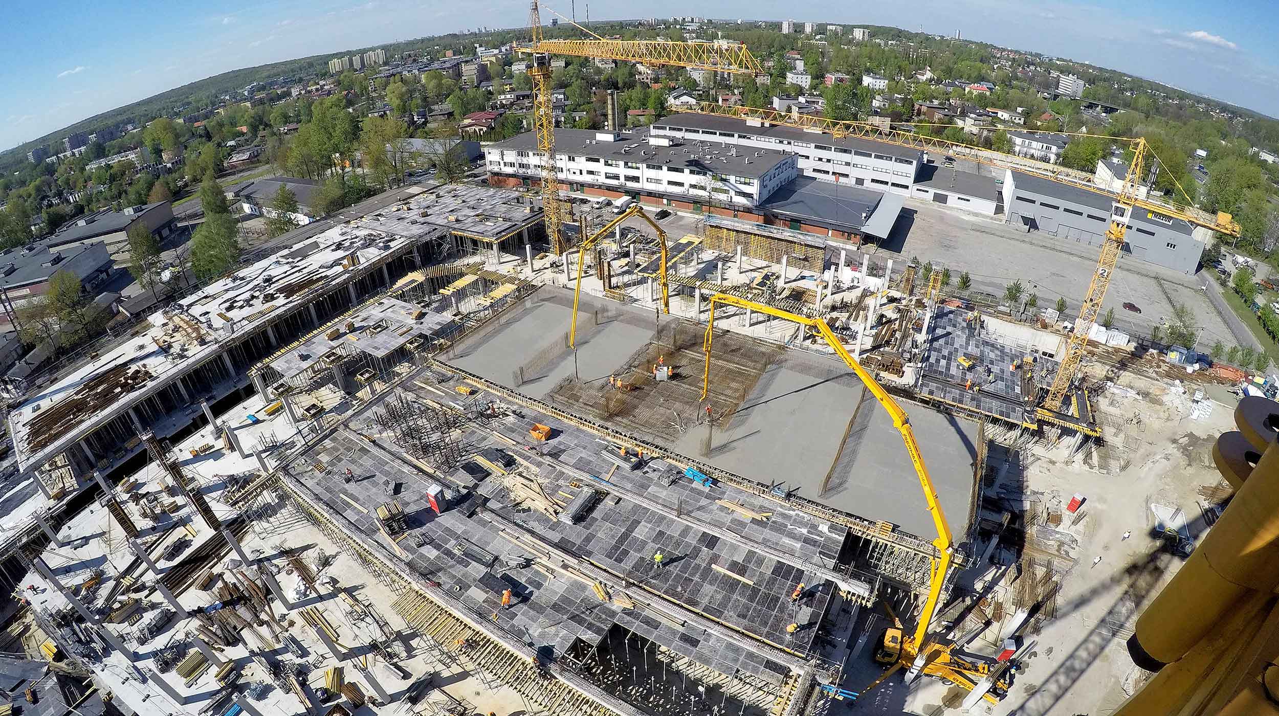 Cassaforma modulare e a travi adatta per la costruzione di strutture orizzontali in calcestruzzo: solai in calcestruzzo pieni, alleggeriti, inclinati e a vista.