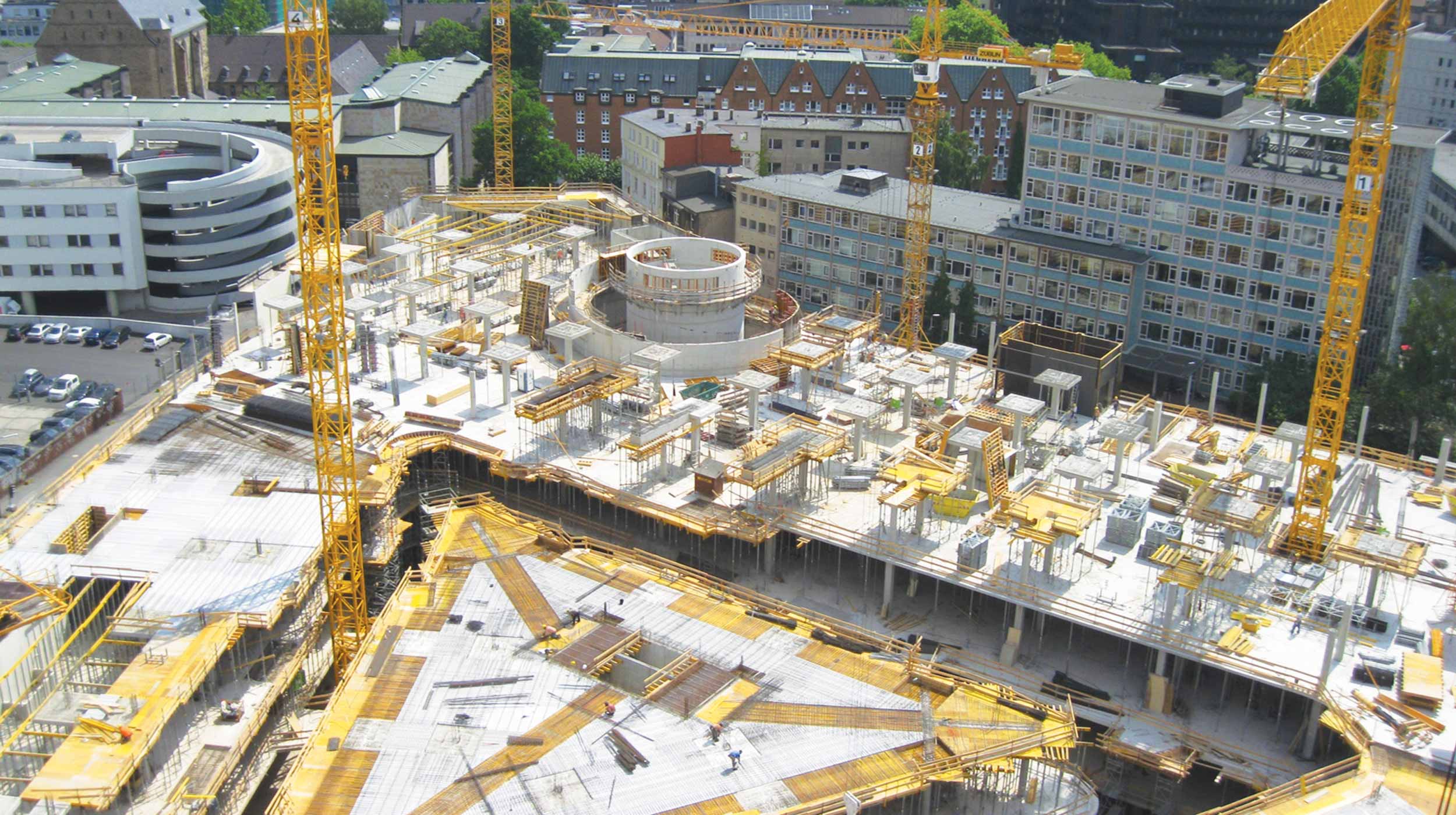 Situato al centro della città di Dortmund, l'ECE è uno dei centri commerciali più grandi e all'avanguardia della Germania.