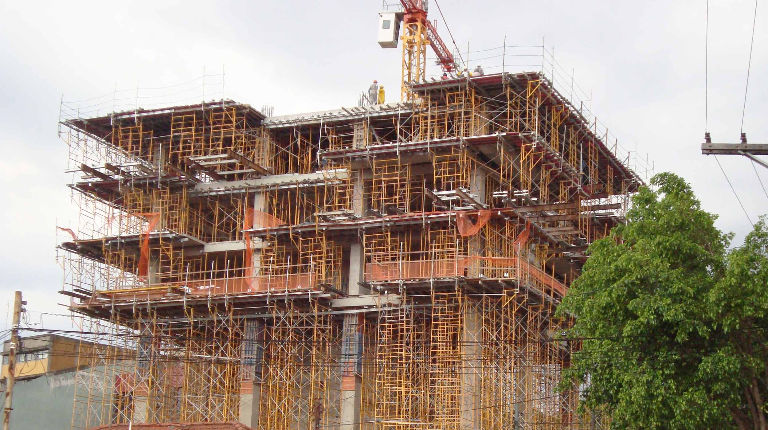 Situato in un esclusivo distretto storico di San Paolo, questo edificio innovativo è stato progettato in condizioni di massimo confort.