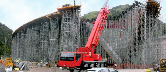 Accesso all'ingresso ovest della galleria "Dels Dos Valires", Andorra