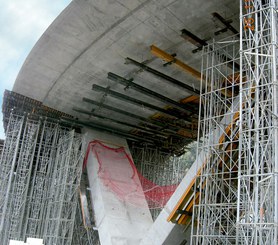 Accesso all'ingresso ovest della galleria "Dels Dos Valires", Andorra