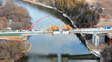 Ponte sul Grand River, Ontario, Canada