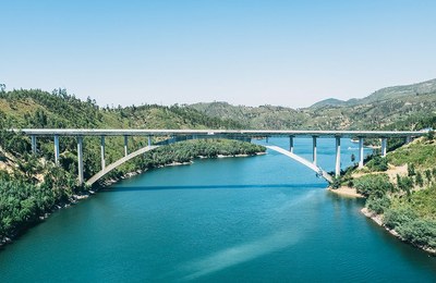 Ingegneria collaborativa al servizio della riparazione del ponte sul fiume Zêzere