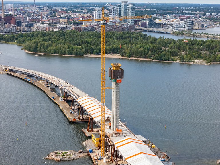 Il ponte più lungo e più alto della Finlandia