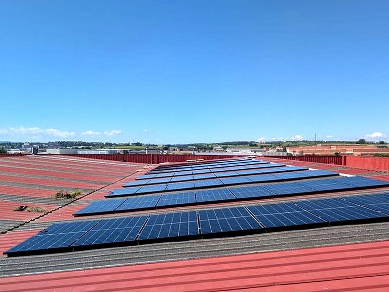 ULMA promuove la generazione autonoma di elettricità da fonti rinnovabili presso le proprie istallazioni